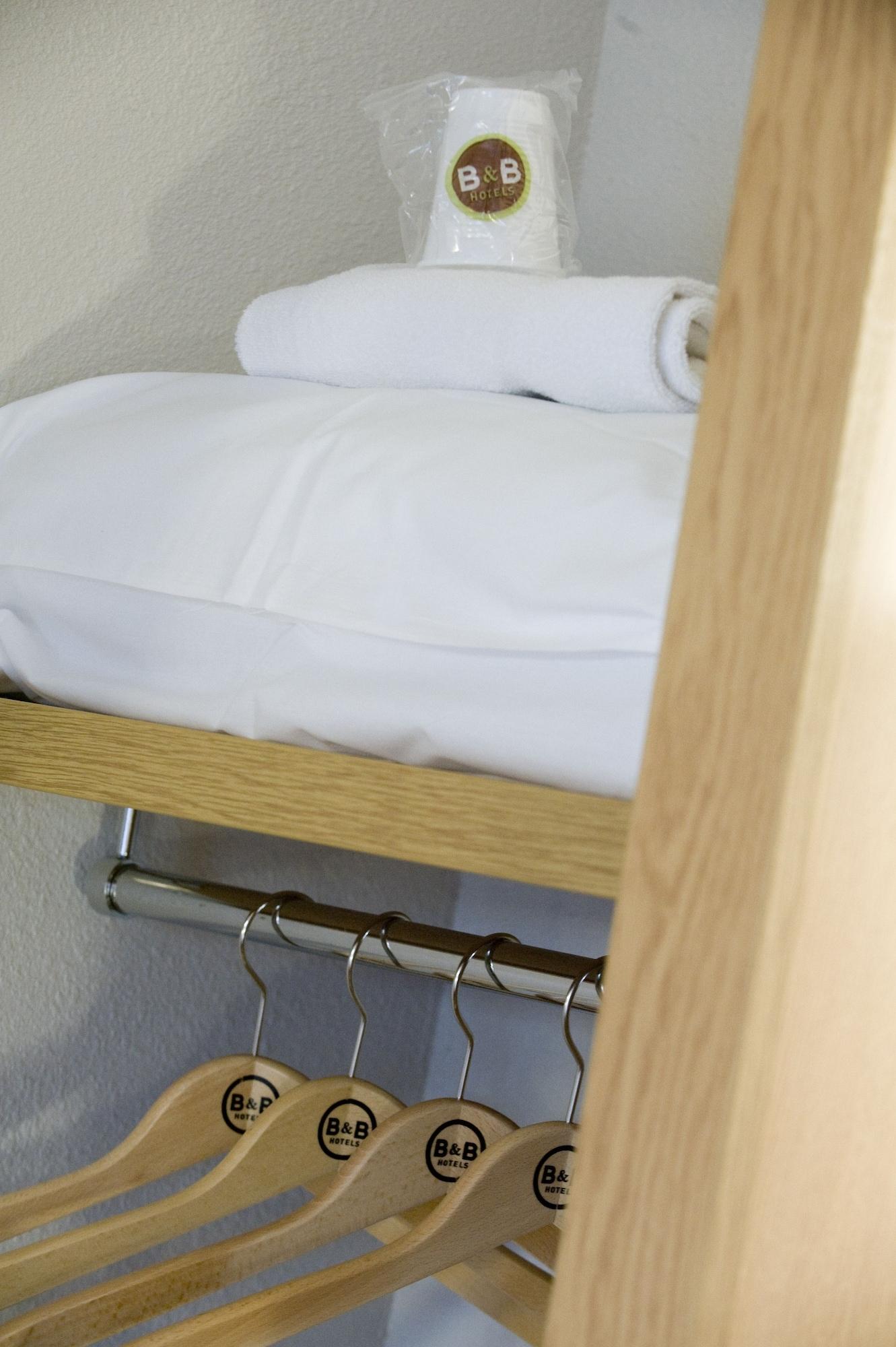 B&B Hotel Frejus Roquebrune-sur Argens Bagian luar foto