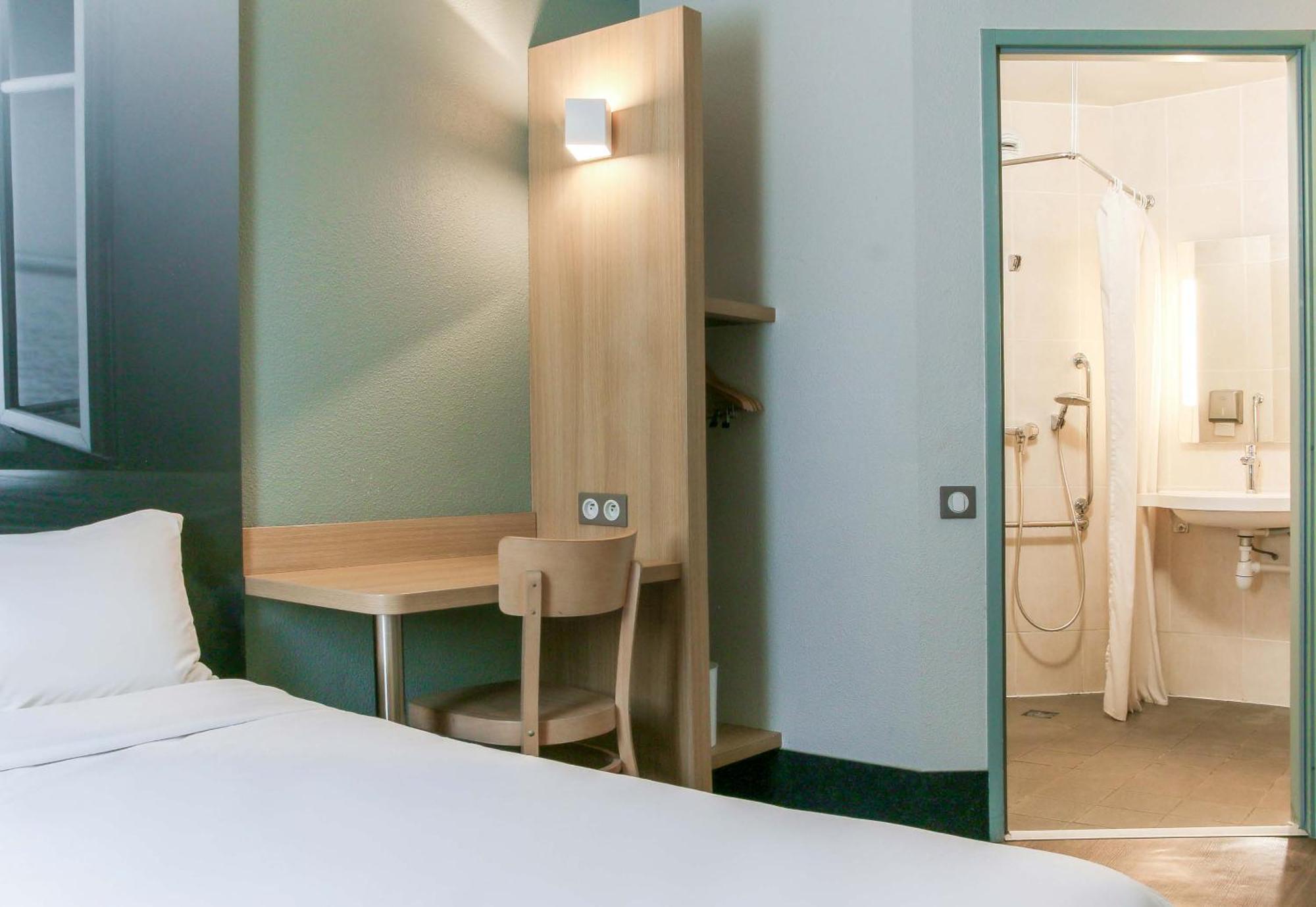 B&B Hotel Frejus Roquebrune-sur Argens Bagian luar foto