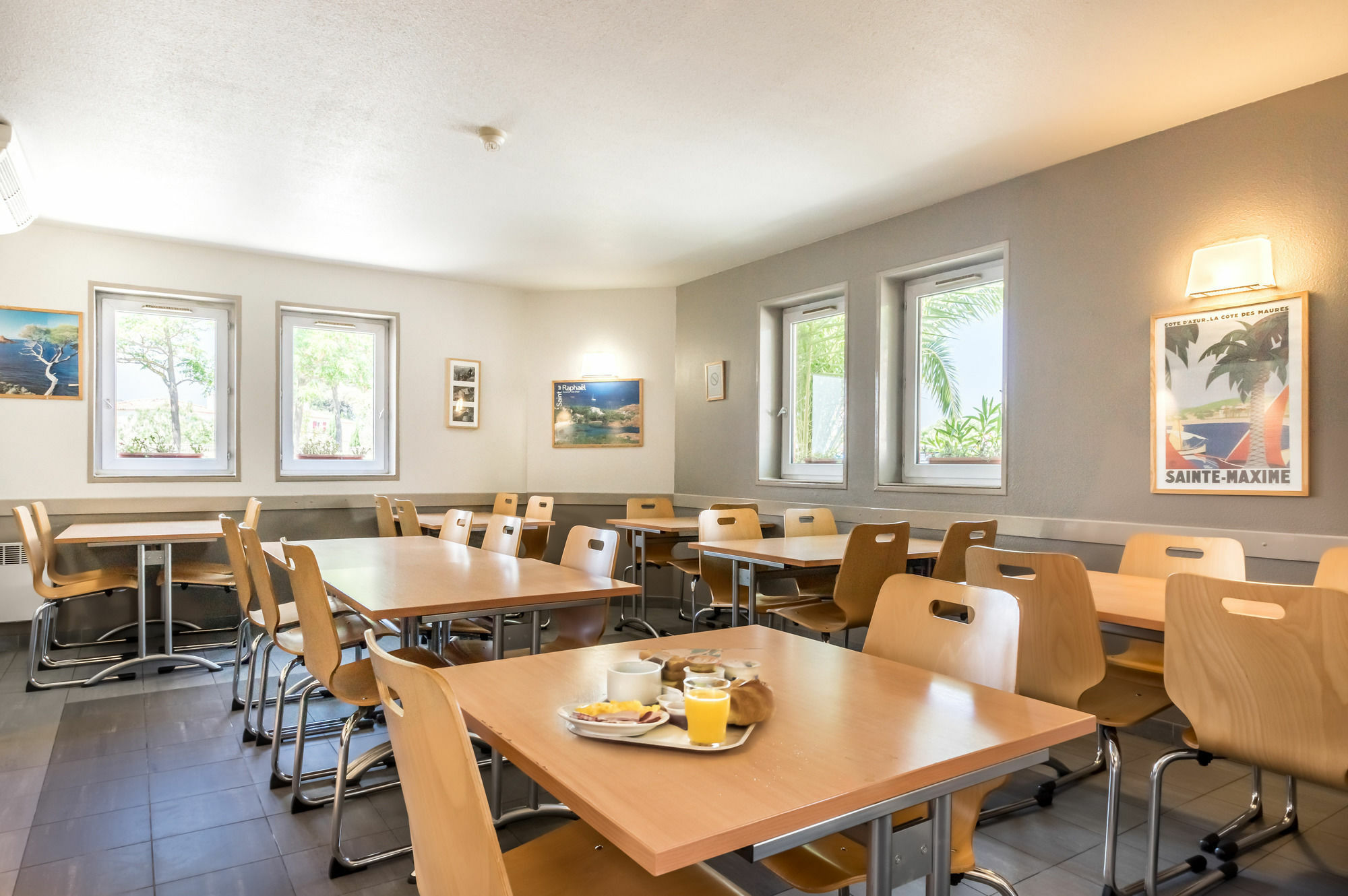 B&B Hotel Frejus Roquebrune-sur Argens Bagian luar foto