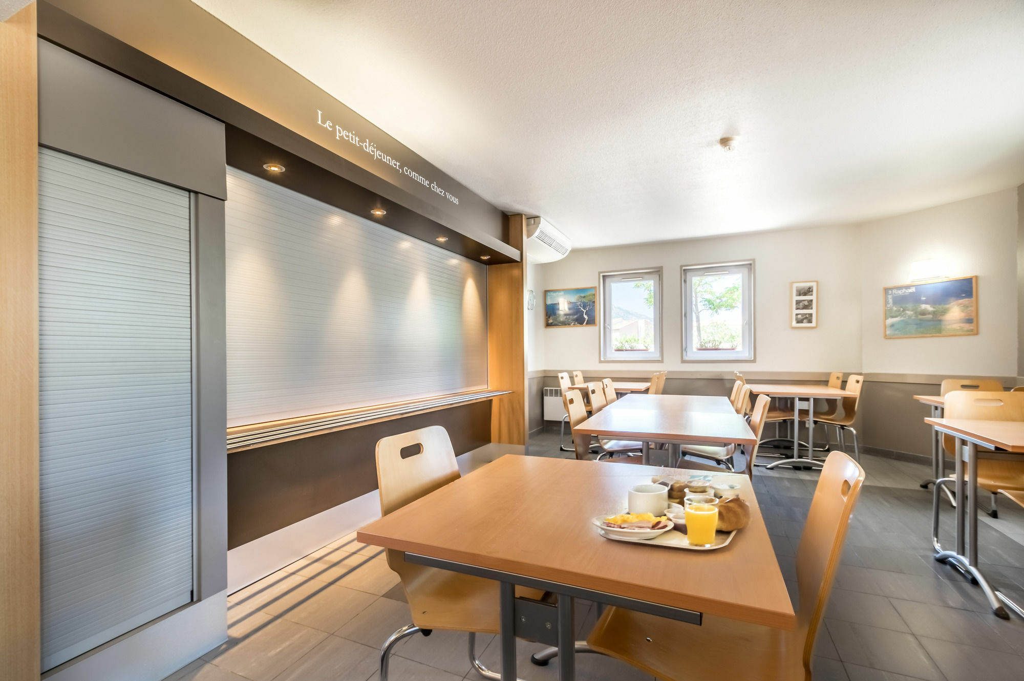 B&B Hotel Frejus Roquebrune-sur Argens Bagian luar foto