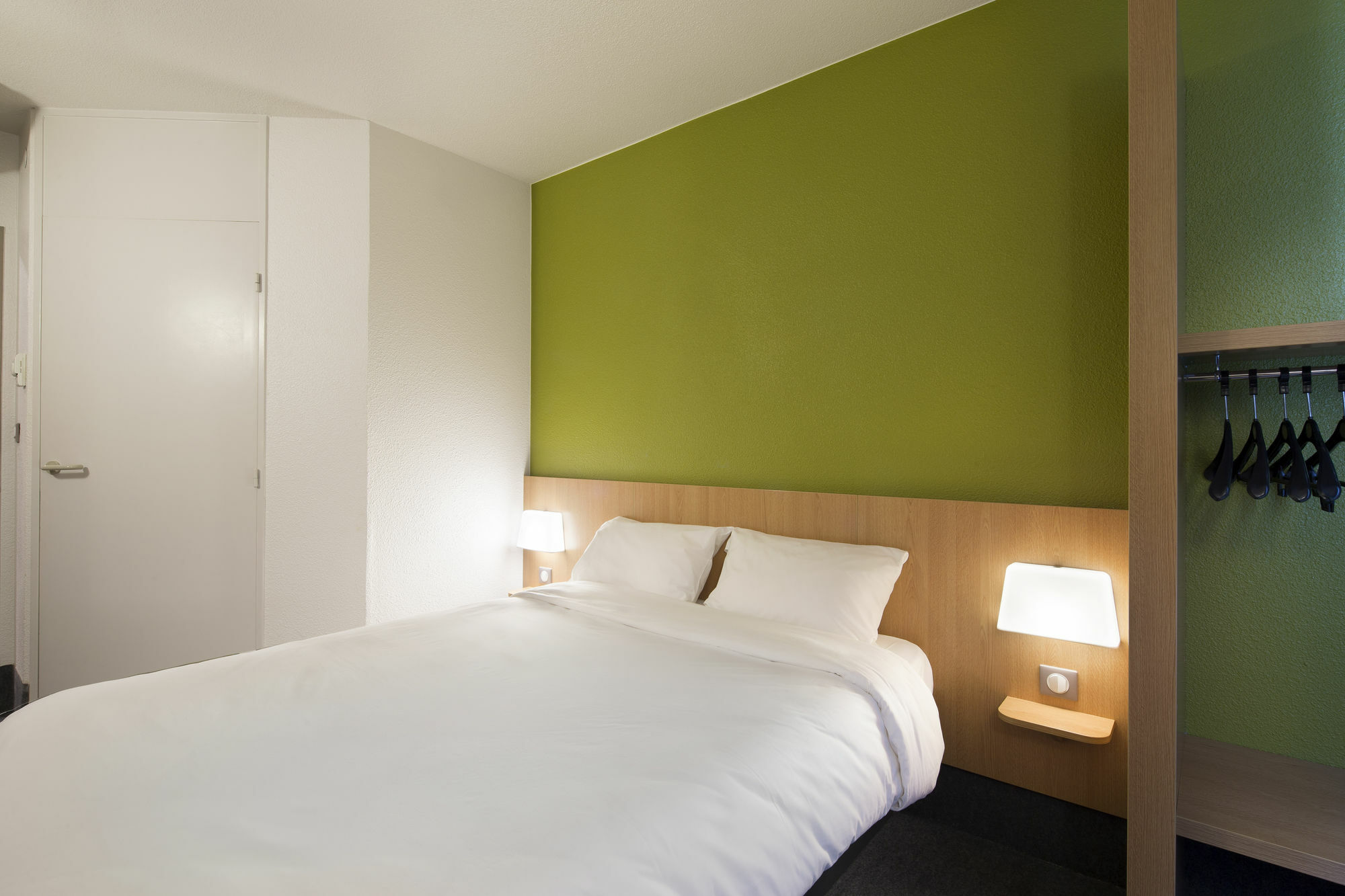 B&B Hotel Frejus Roquebrune-sur Argens Bagian luar foto